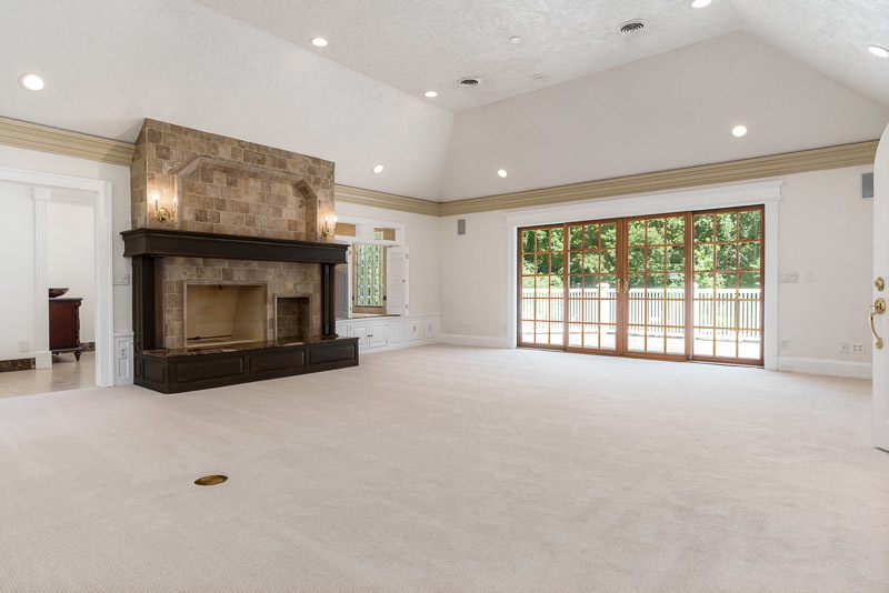 2716 Spring Creek Road Property Photo 9