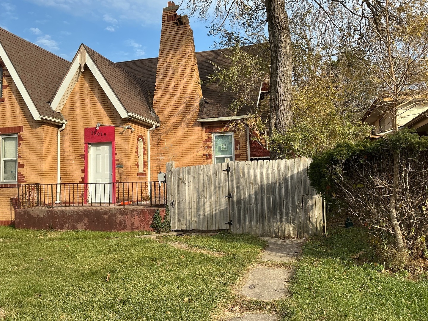 15015 Wood Street Property Photo 2