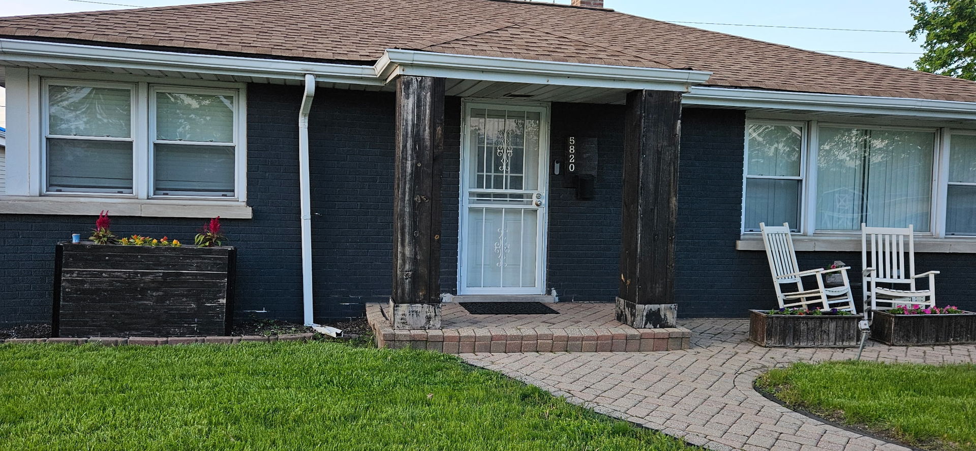 5820 Park Avenue Property Photo 2