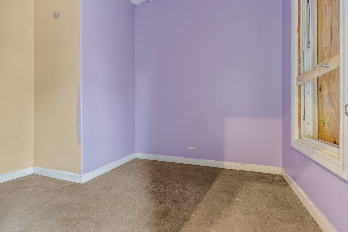 7356 S Champlain Avenue Property Photo 16
