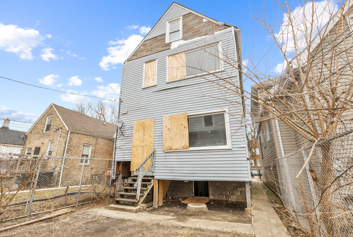 7356 S Champlain Avenue Property Photo 22