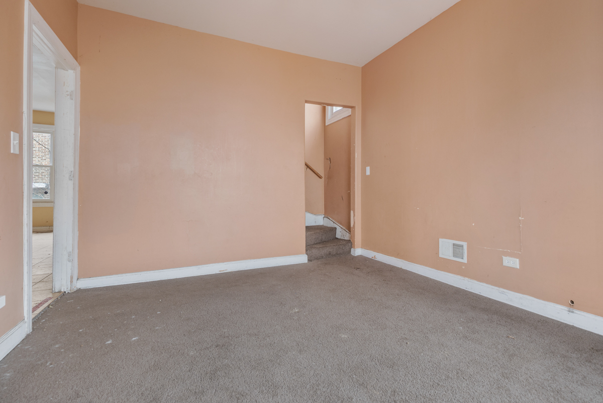 7356 S Champlain Avenue Property Photo 26