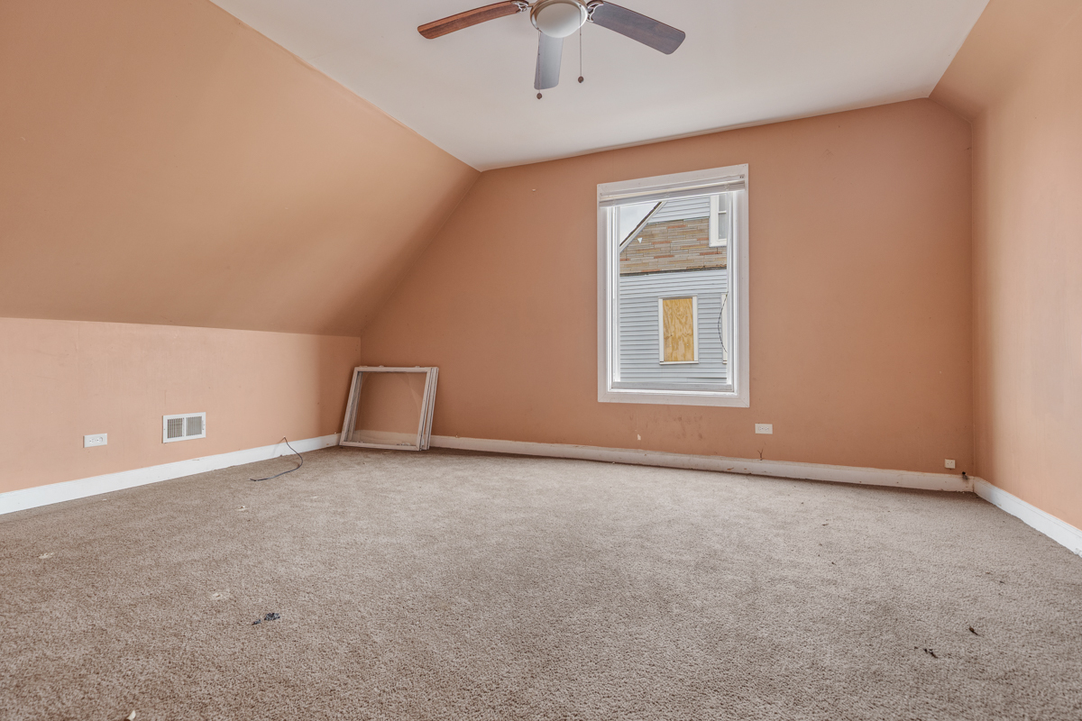 7356 S Champlain Avenue Property Photo 30