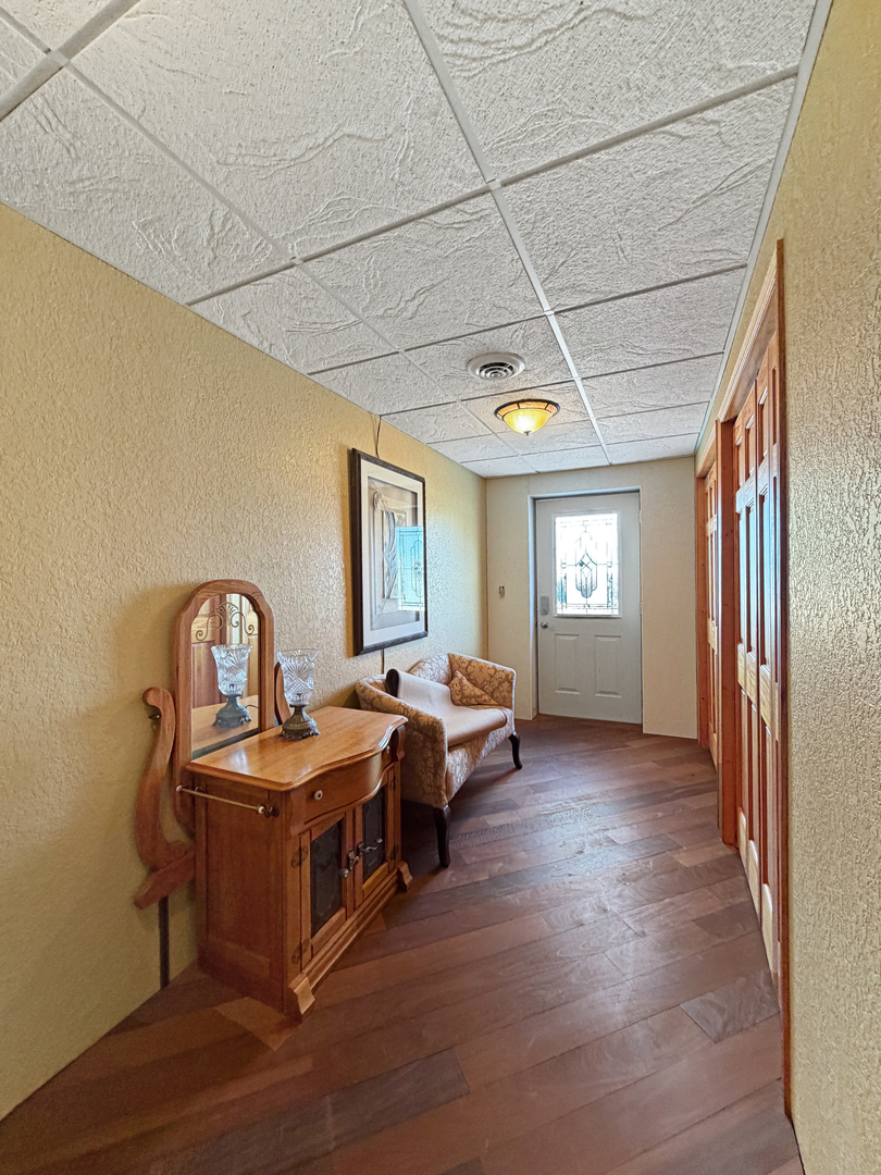 222 W Exchange Street Property Photo 19