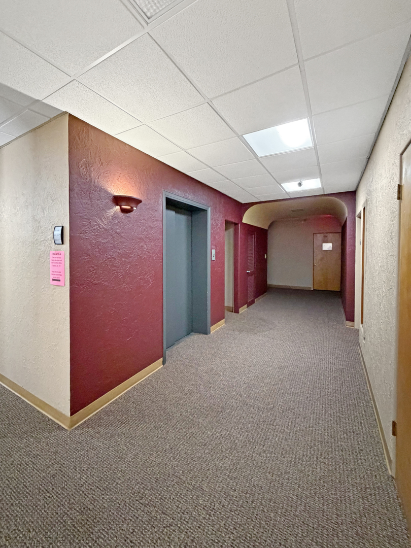 222 W Exchange Street Property Photo 32