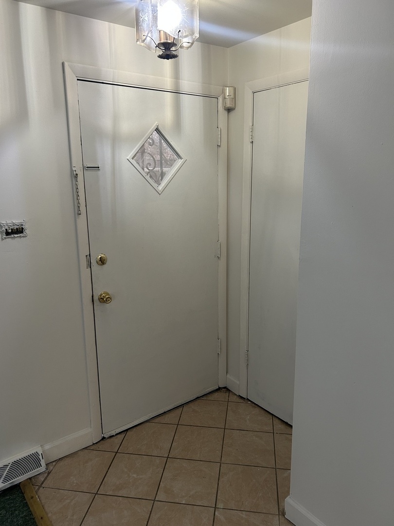 14316 Dante Avenue Property Photo 5