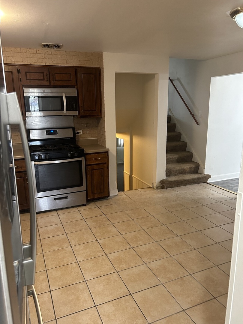 14316 Dante Avenue Property Photo 10