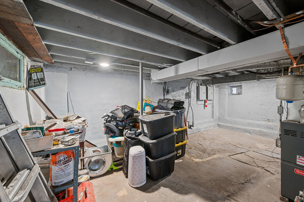 953 Hirsch Boulevard Property Photo 16