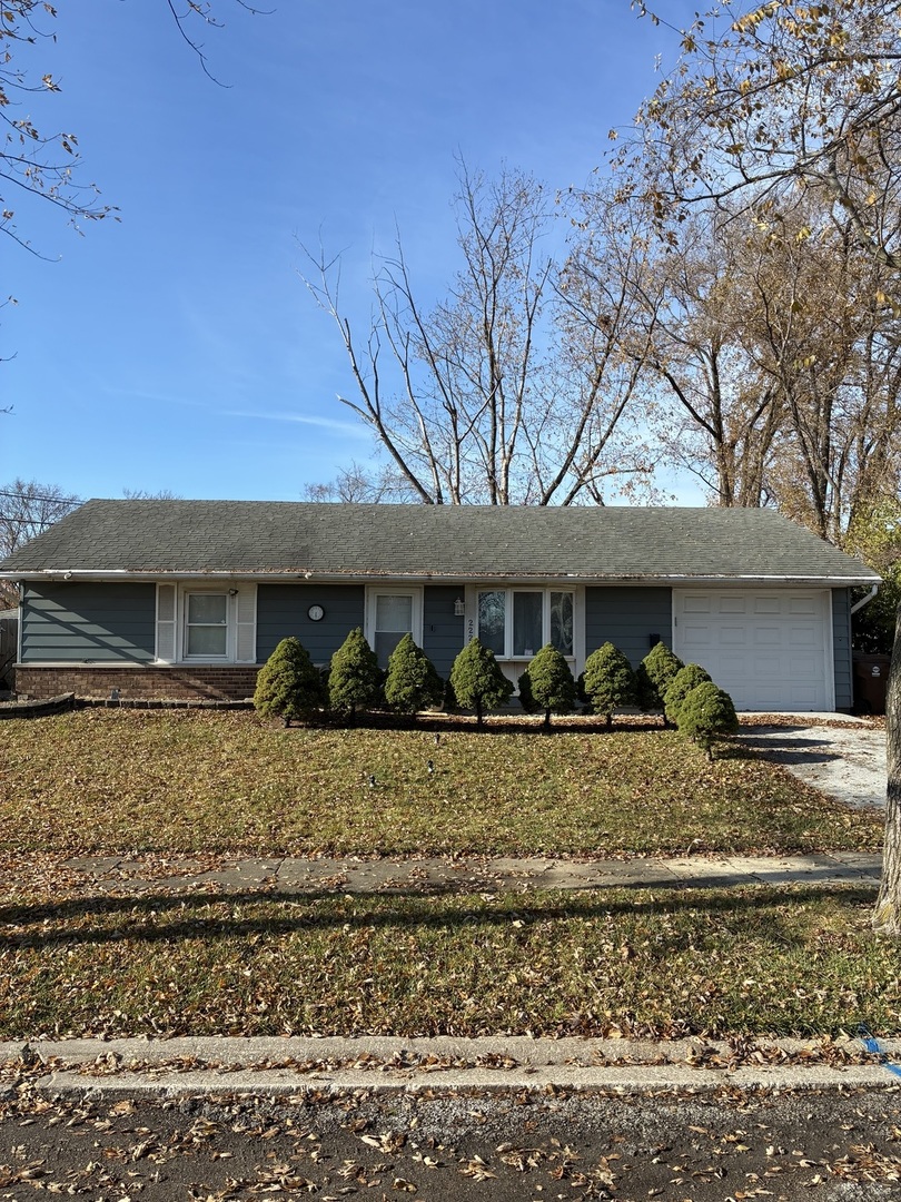 22206 Hawthorne Way Property Photo 1