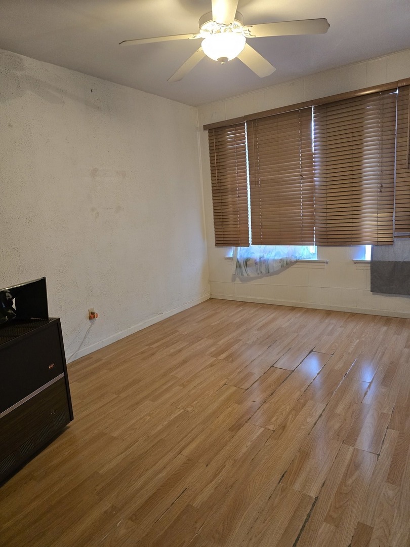 2243 S Kostner Avenue Property Photo 6