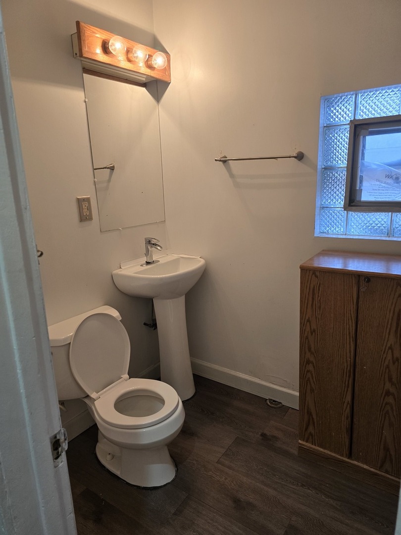 2243 S Kostner Avenue Property Photo 8