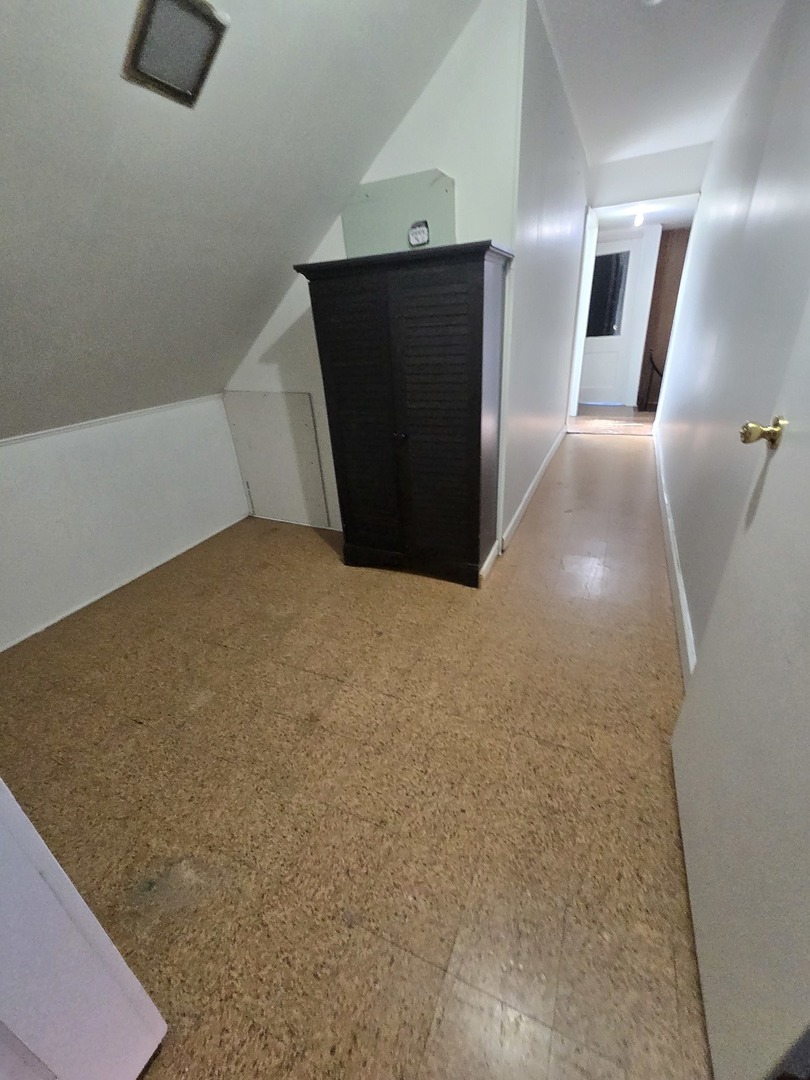 2243 S Kostner Avenue Property Photo 14
