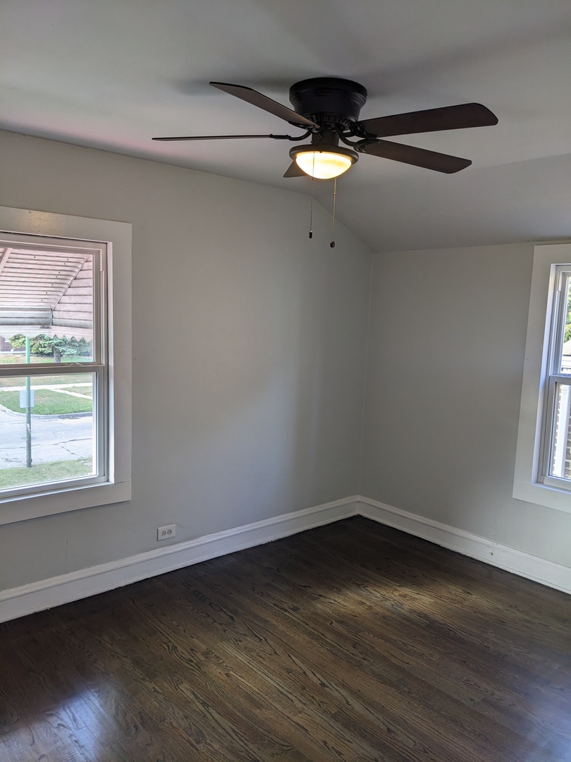 8247 S Wabash Avenue Property Photo 5