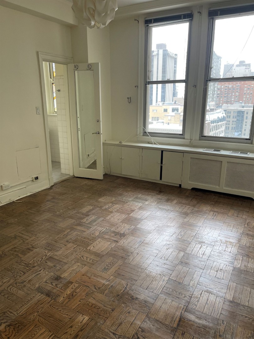 12523437 Property Photo 10