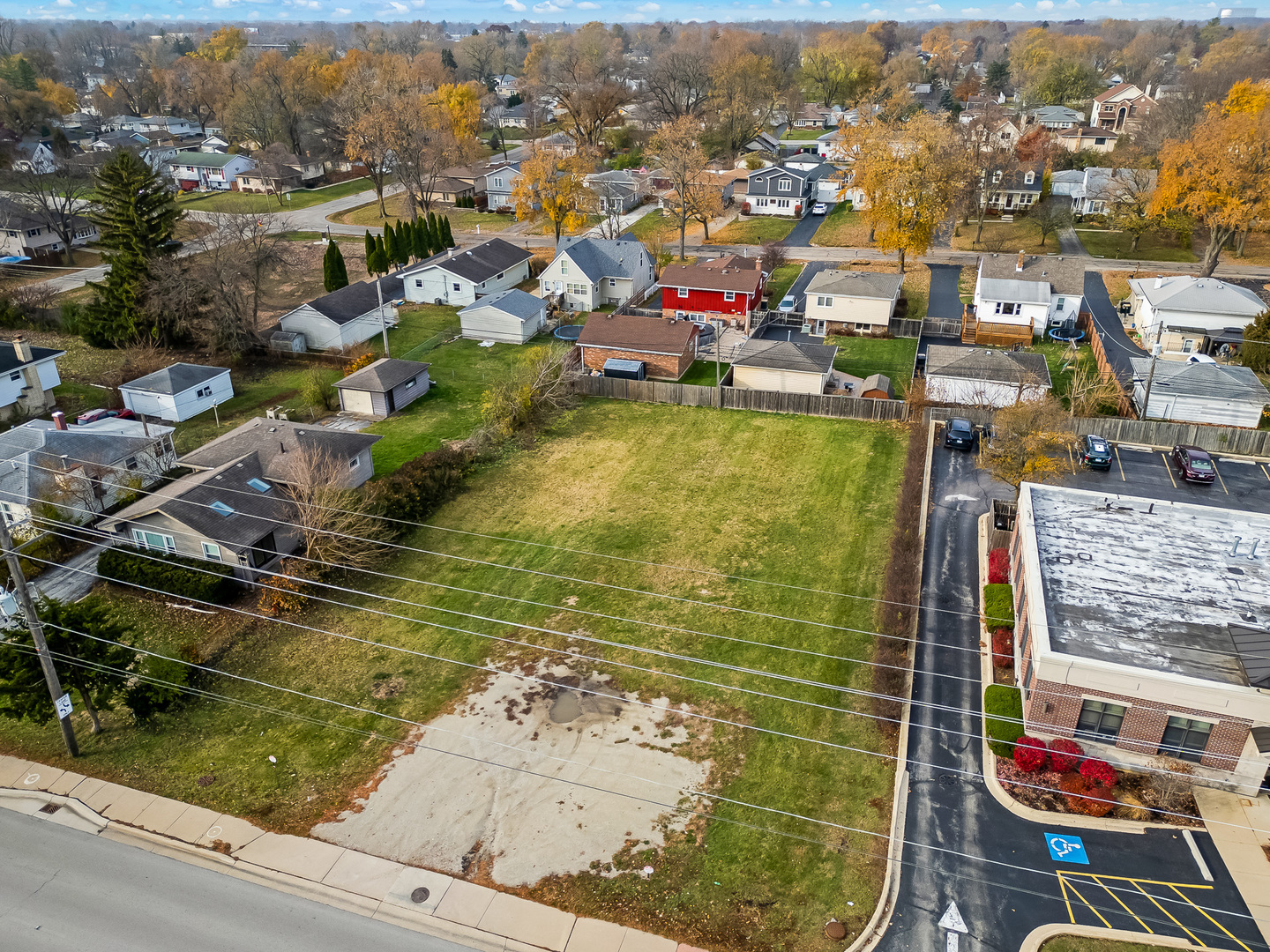 3920 N Cass Avenue Property Photo 6