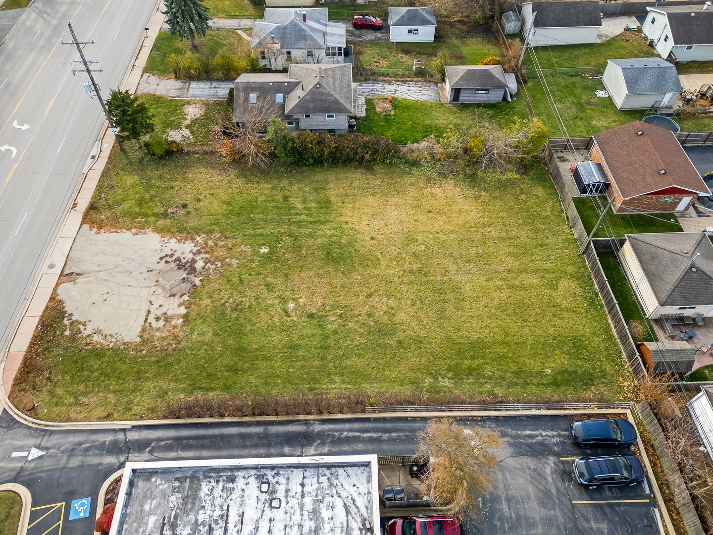 3920 N Cass Avenue Property Photo 10