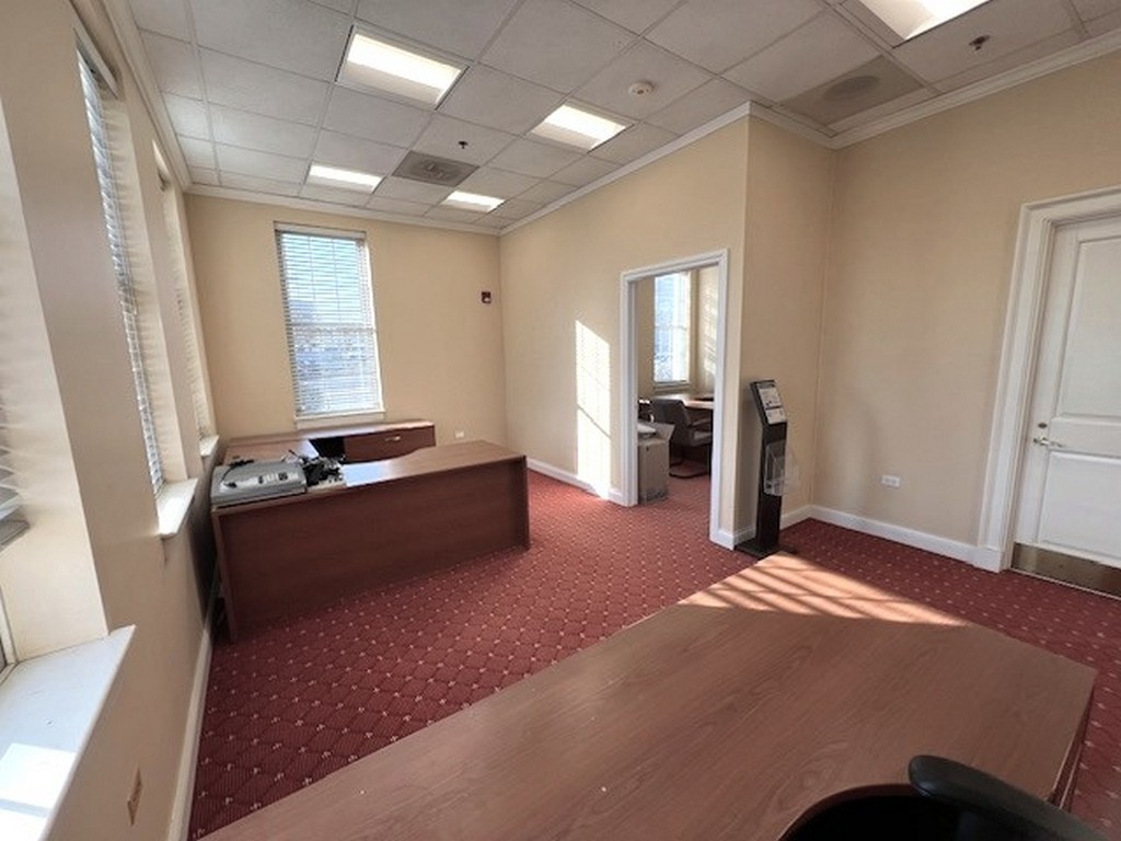 27 N Main Street Property Photo 6