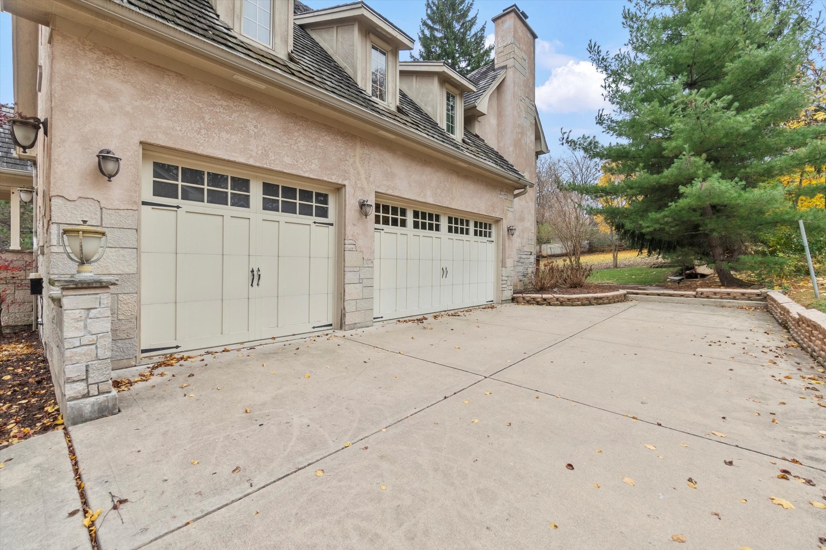 130 Fuller Road Property Photo 9