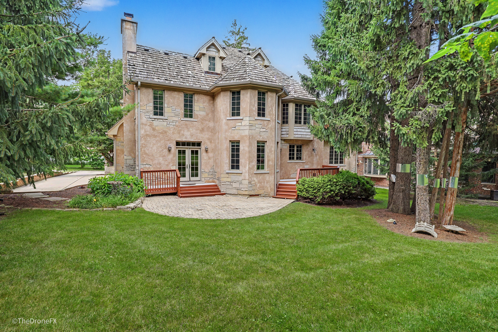 130 Fuller Road Property Photo 11