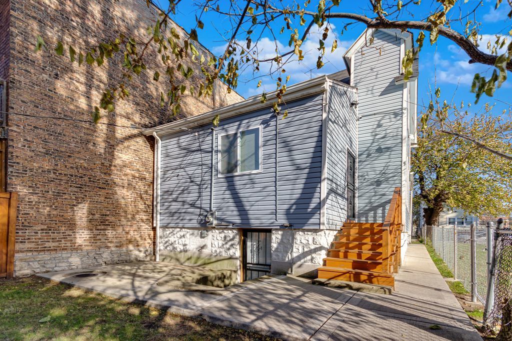 6812 S Green Street Property Photo 33