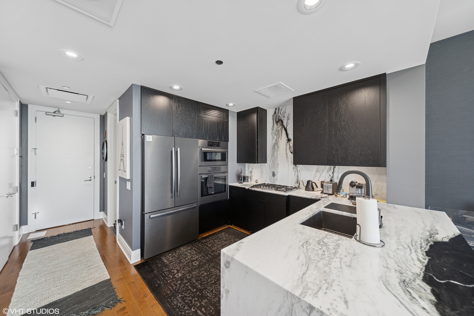 401 N Wabash Avenue 37d Property Photo 4