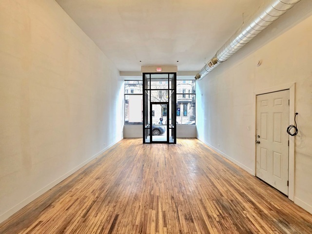 1102 W 18th Street Property Photo 3