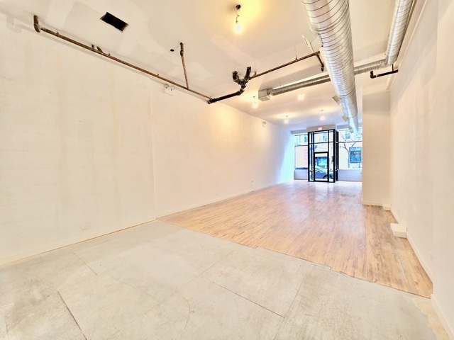 1102 W 18th Street Property Photo 10