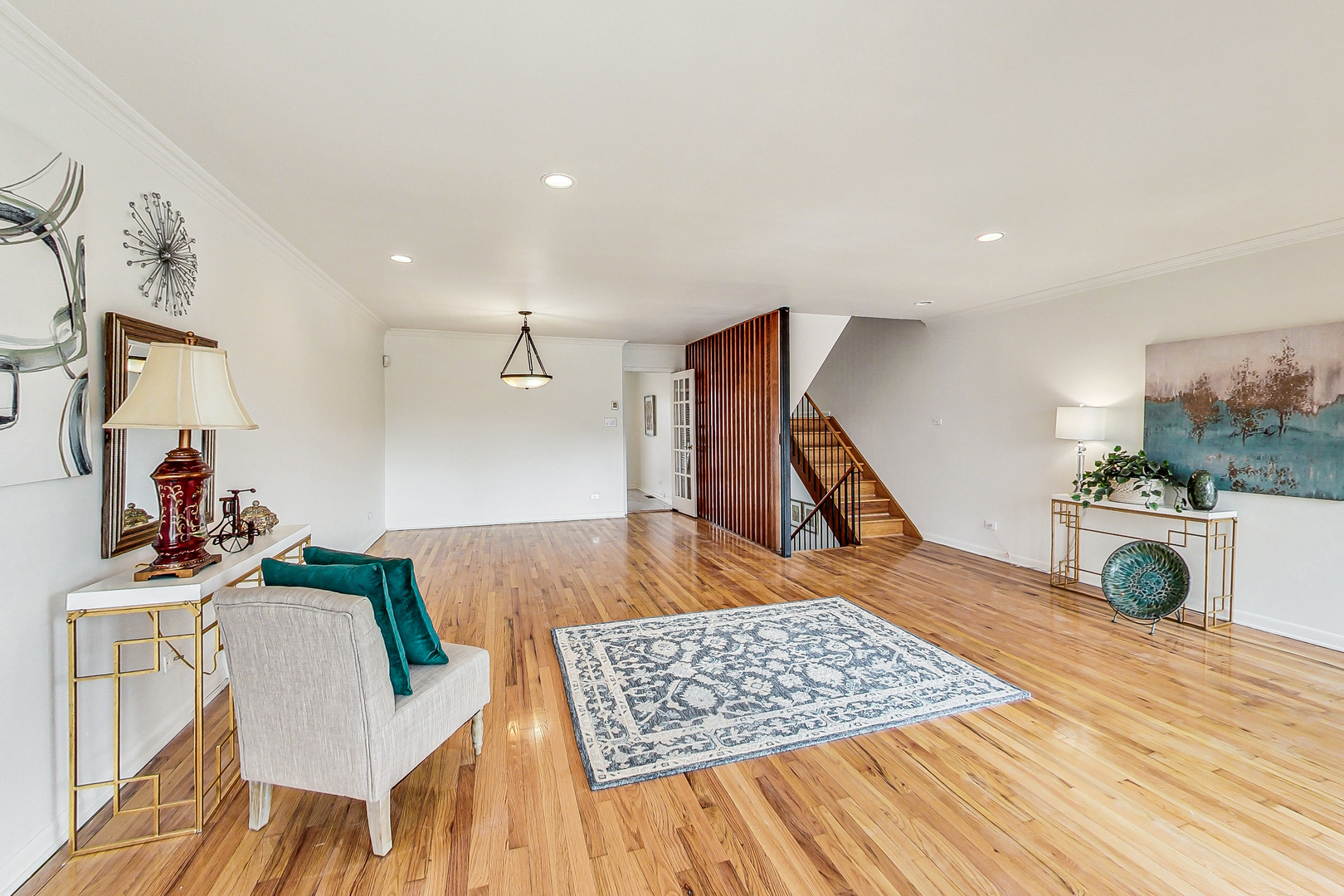 2819 S Michigan Avenue Property Photo 4