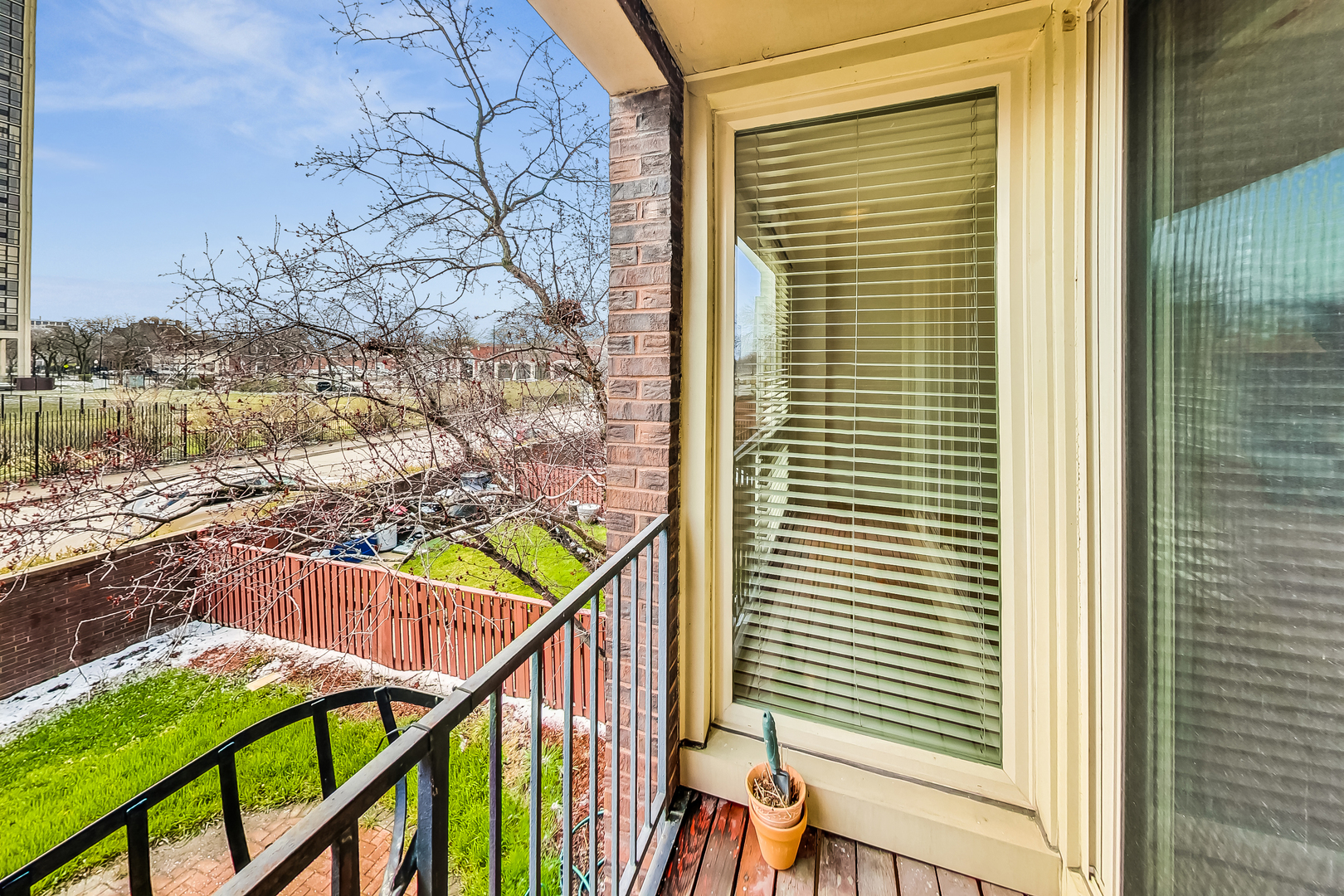 2819 S Michigan Avenue Property Photo 12