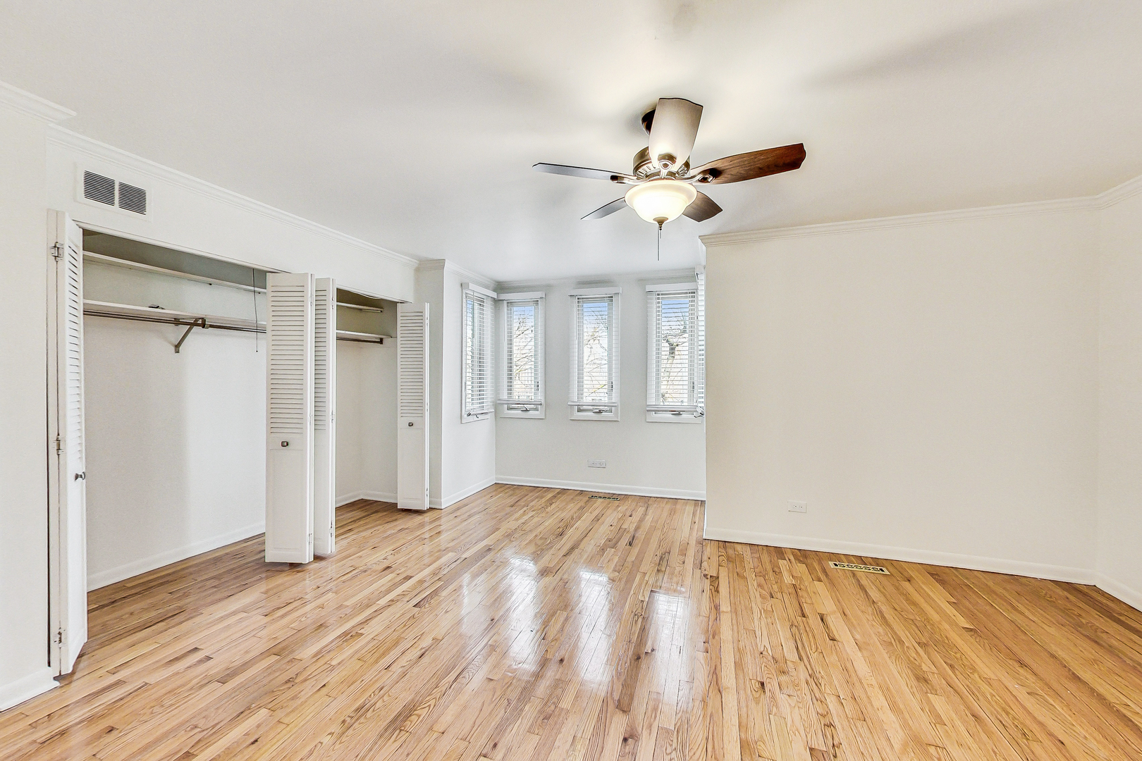 2819 S Michigan Avenue Property Photo 15