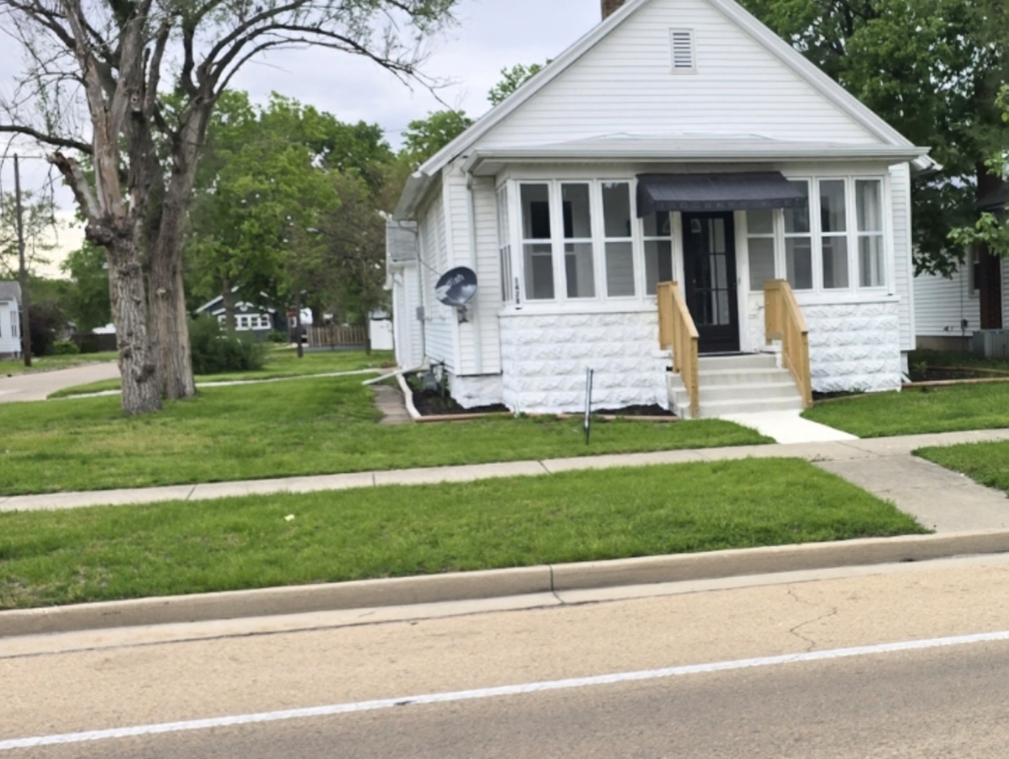 1428 W Main Street Property Photo 1
