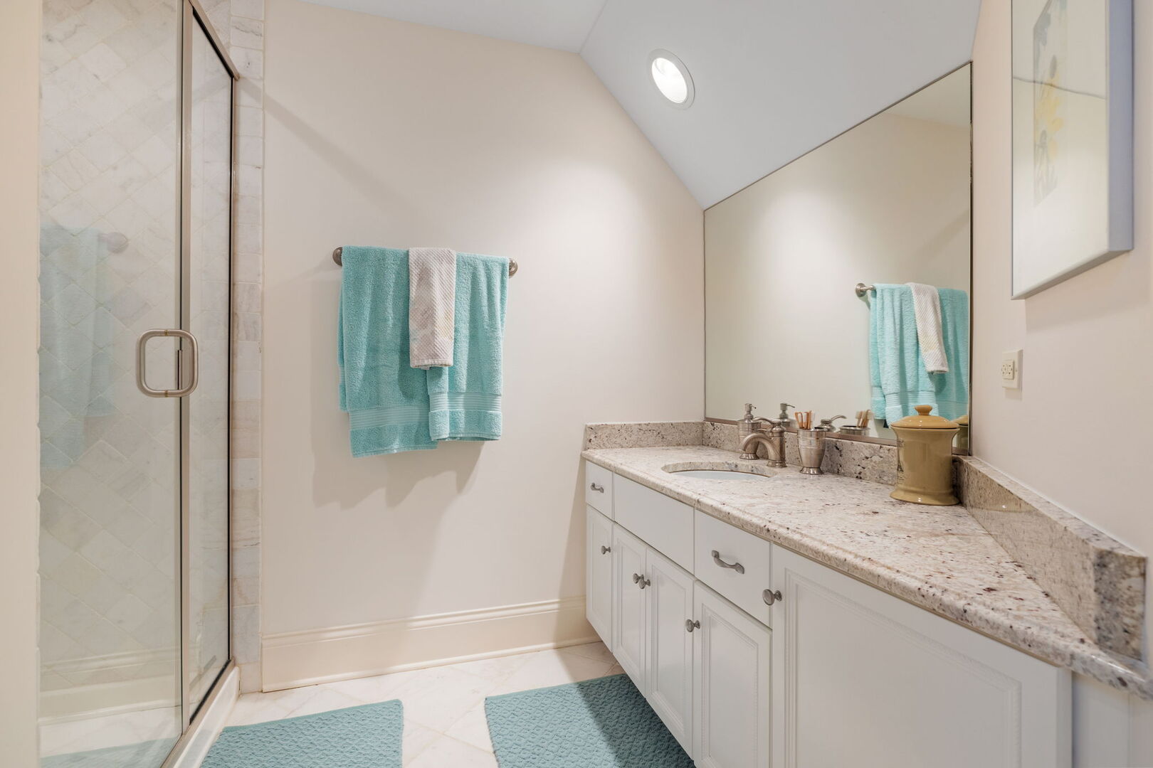 17 Ambriance Drive Property Photo 42