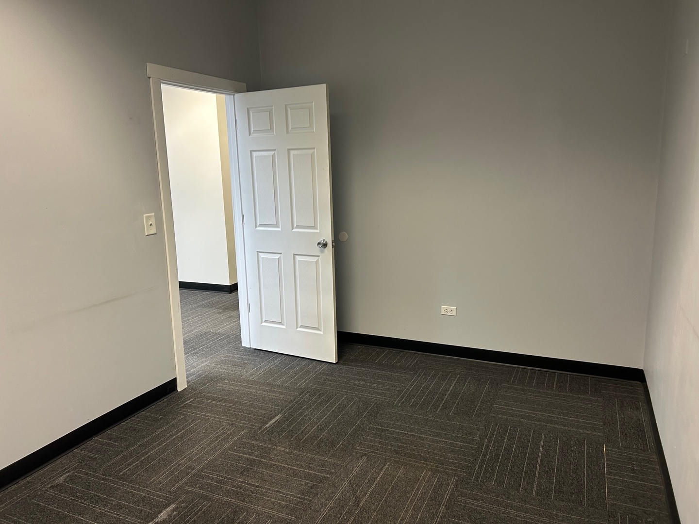 311 Depot Street F Property Photo 6