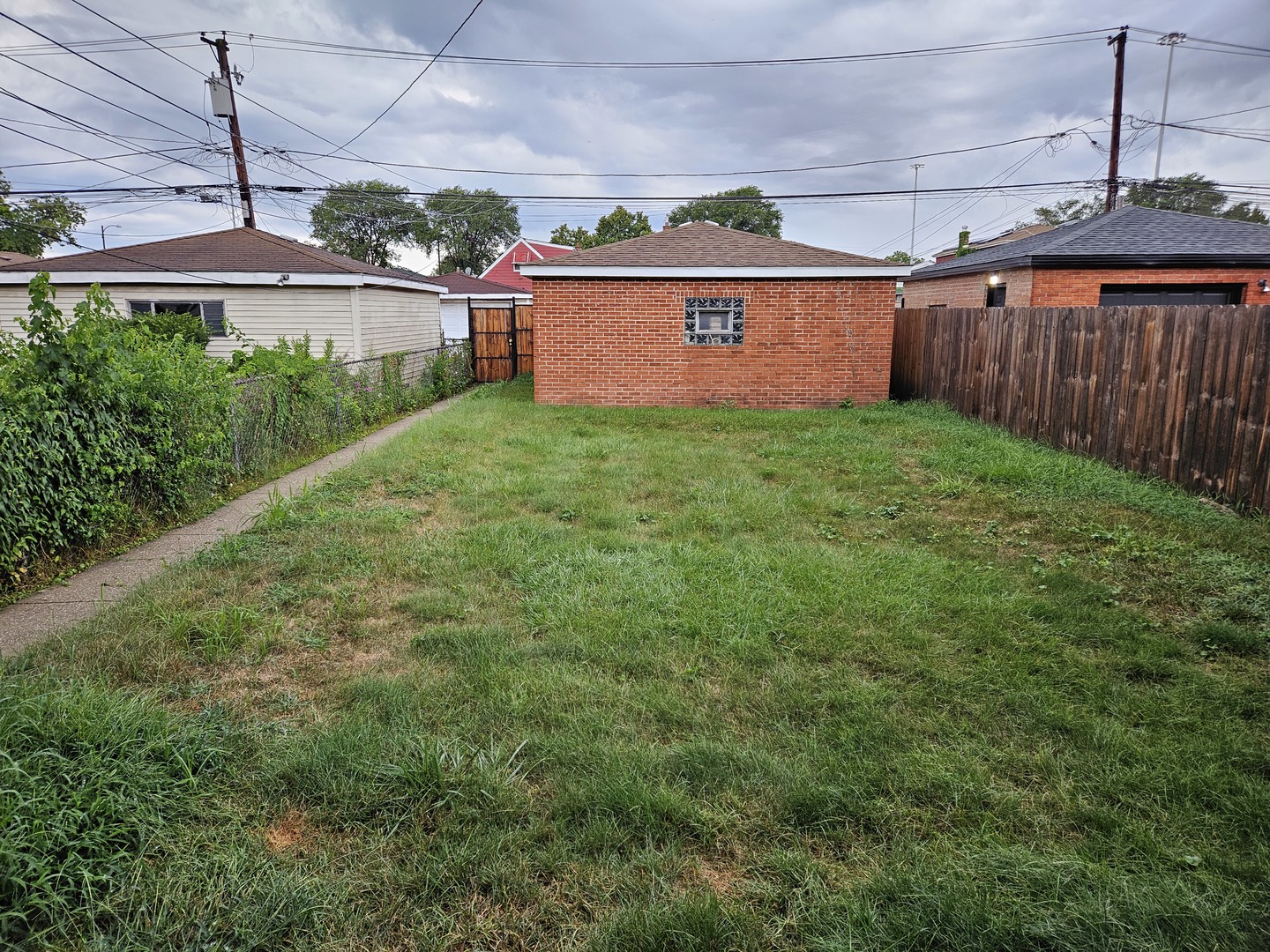 8342 S Wabash Avenue Property Photo 5