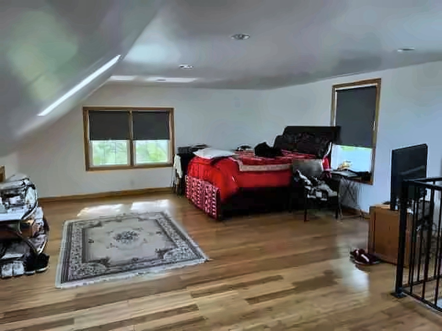 2948 N Narragansett Avenue Property Photo 10