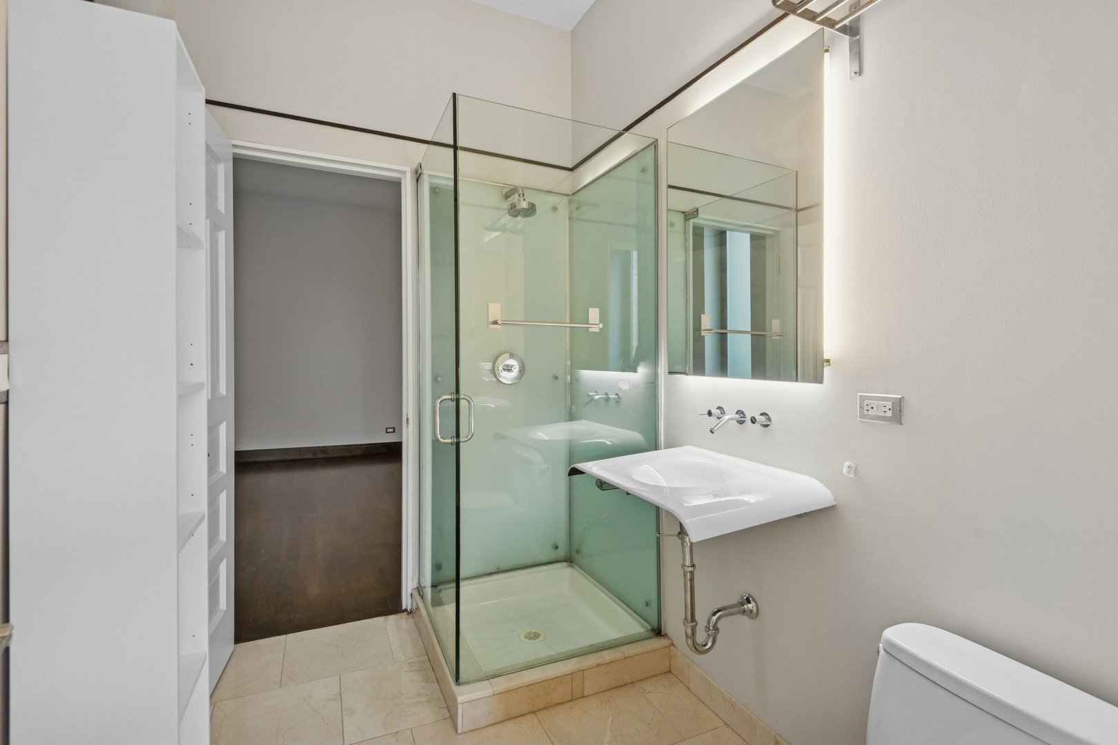 44 E Cedar Street Property Photo 19