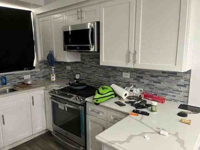 2948-2958 N Narragansett Avenue Property Photo 24