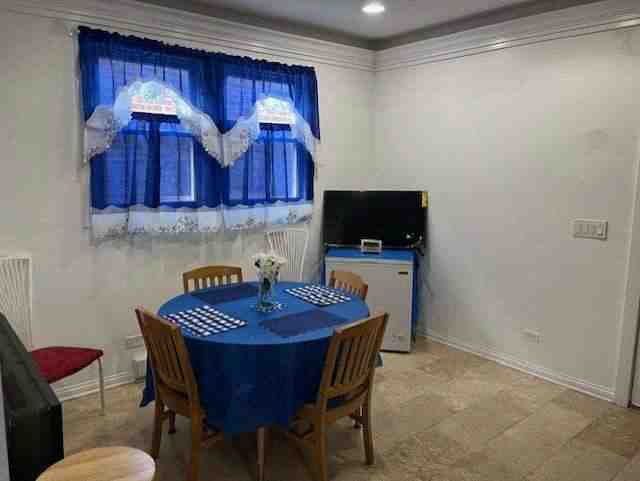 2948-2958 N Narragansett Avenue Property Photo 33