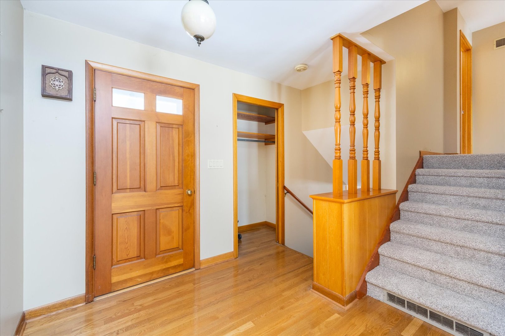 708 E Thompson Street Property Photo 17