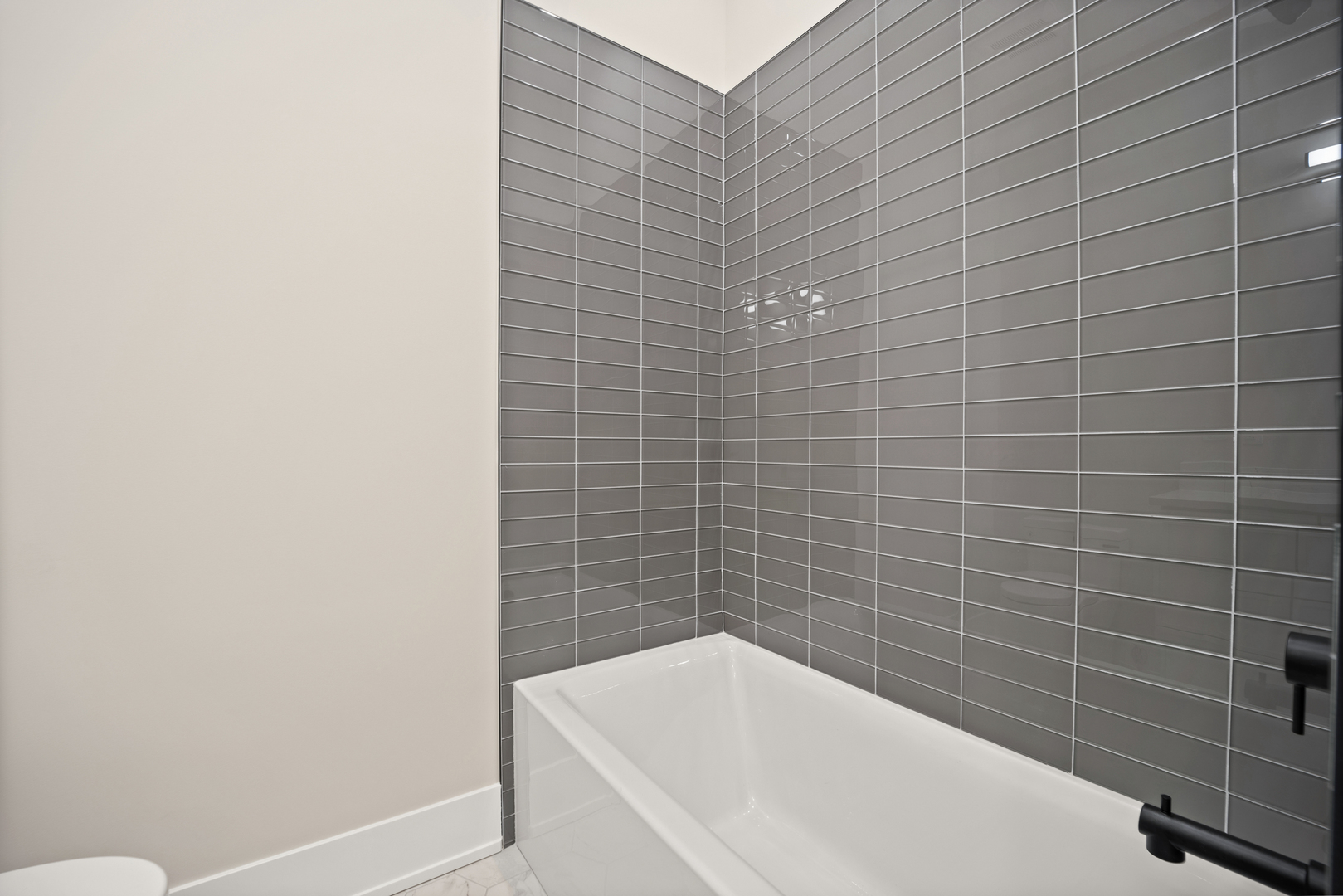 4353 N Richmond Avenue 3s Property Photo 19
