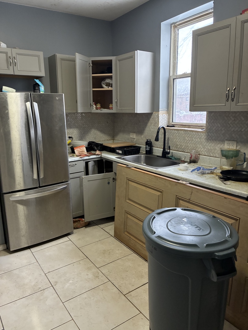7438 S Stewart Avenue Property Photo 18