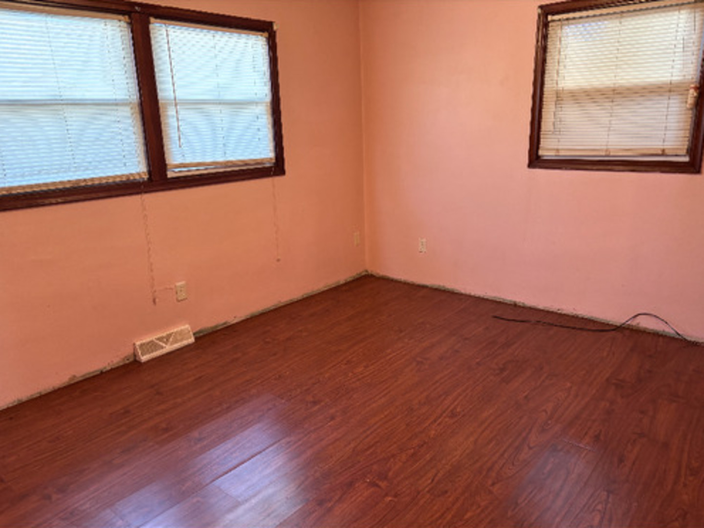 201 S Carson Street Property Photo 17