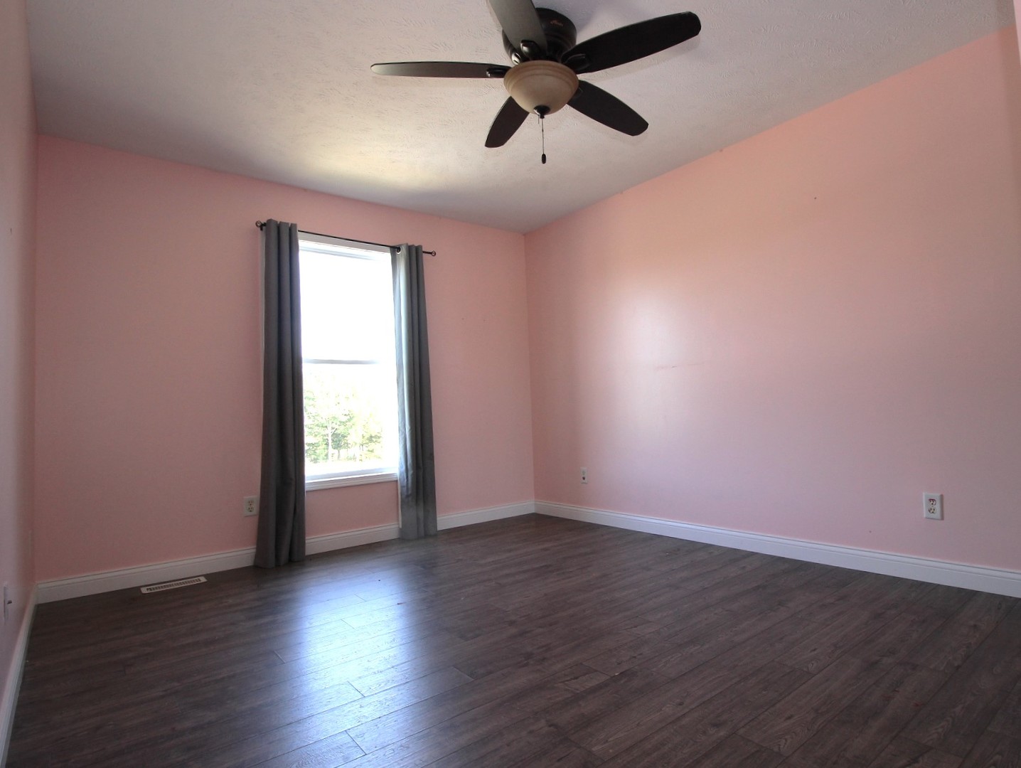 901 Brighton Street Property Photo 10