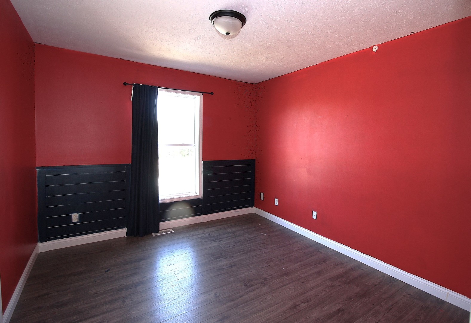 901 Brighton Street Property Photo 13