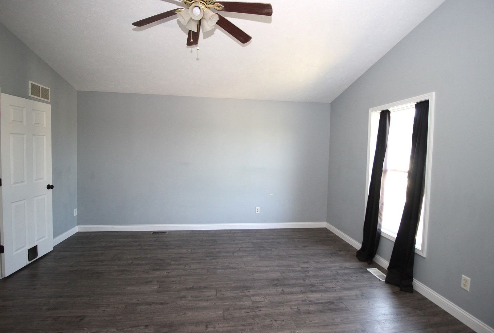 901 Brighton Street Property Photo 15