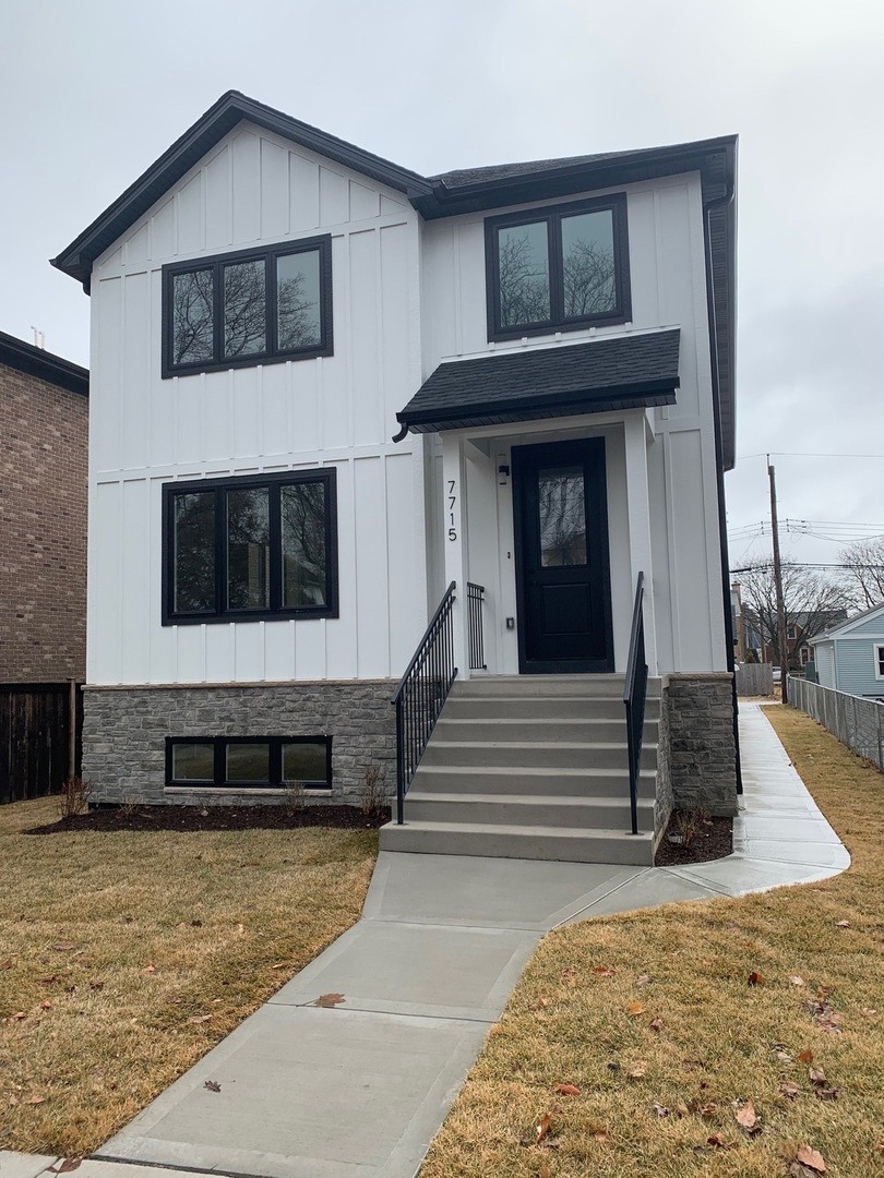 7715 W Balmoral Avenue Property Photo 1