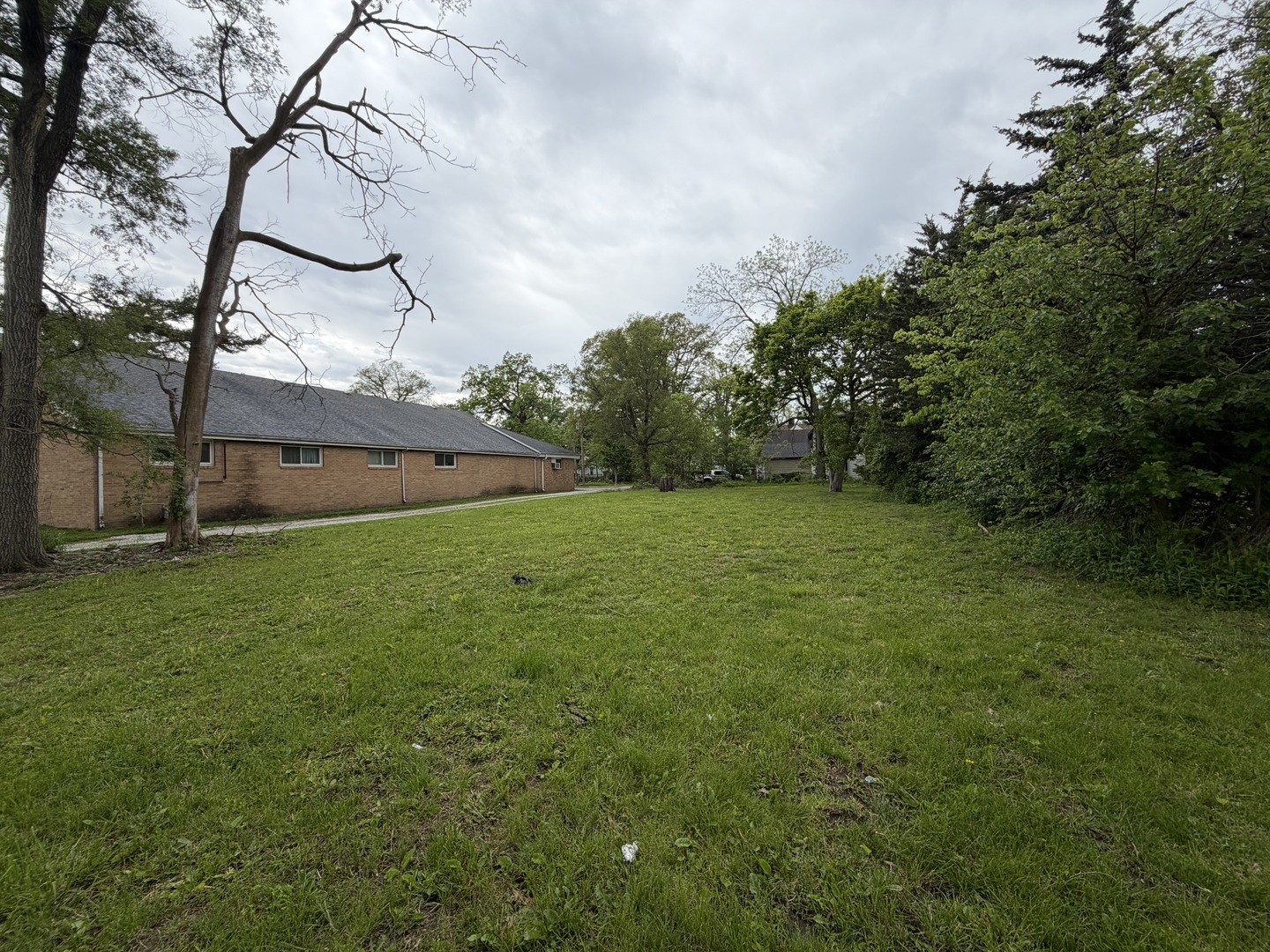 616 Robinson Street Property Photo 2