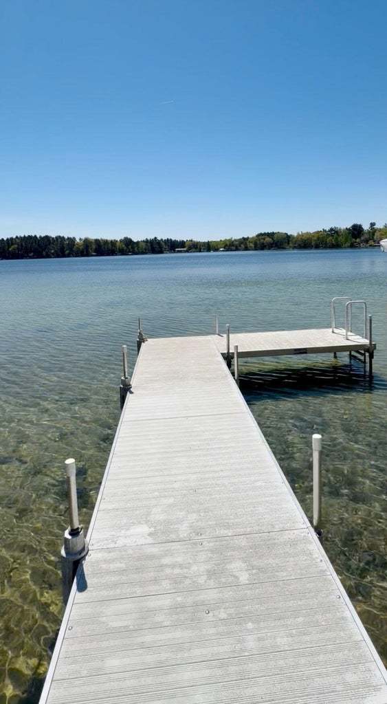 W7109 Dakota Avenue Property Photo 2