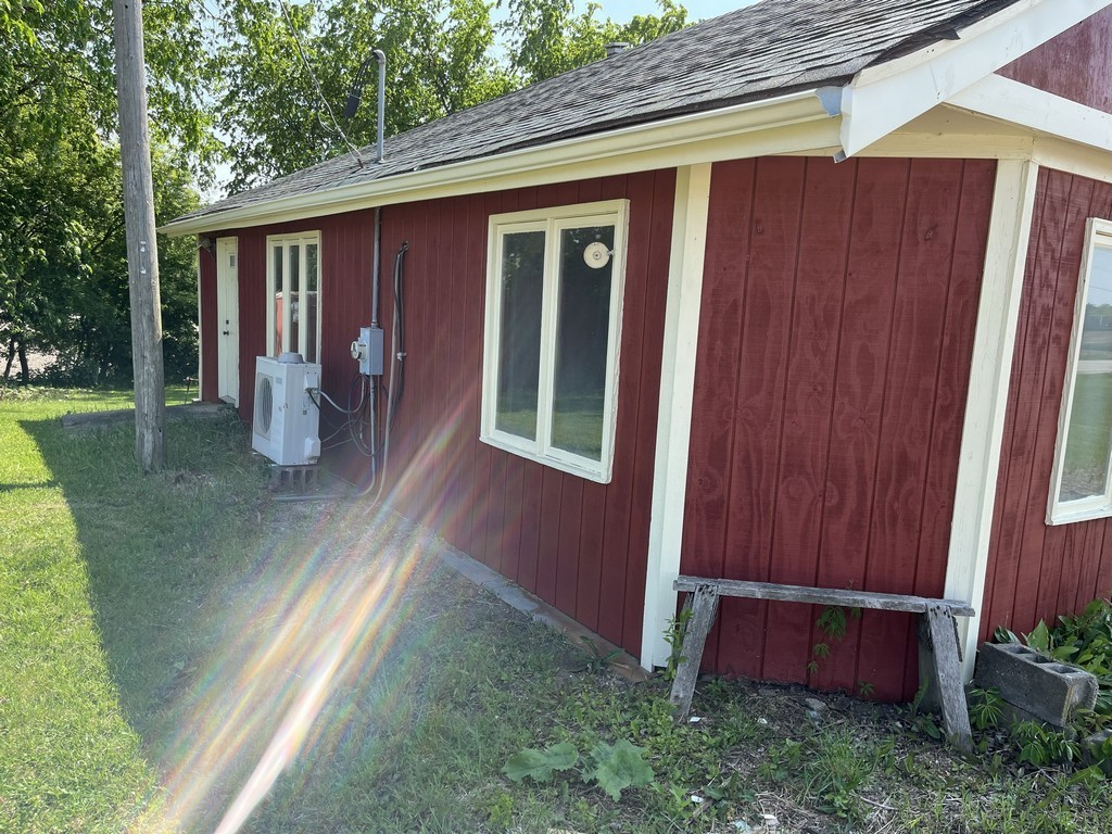 43w427 Highway 20 43w427-461 Property Photo 5