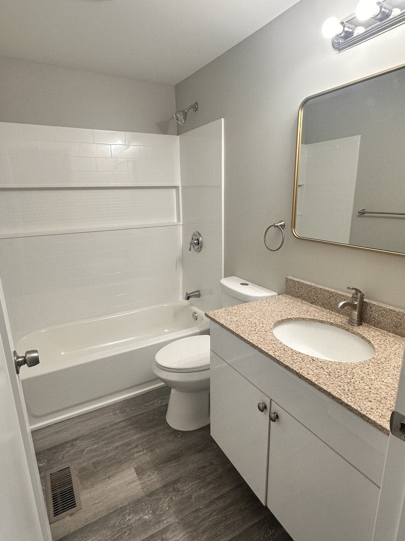 518 Spring Street Property Photo 8